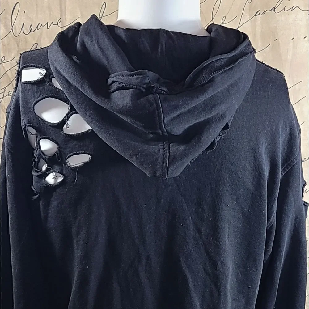 Distressed shirt - Picture 9 of 12